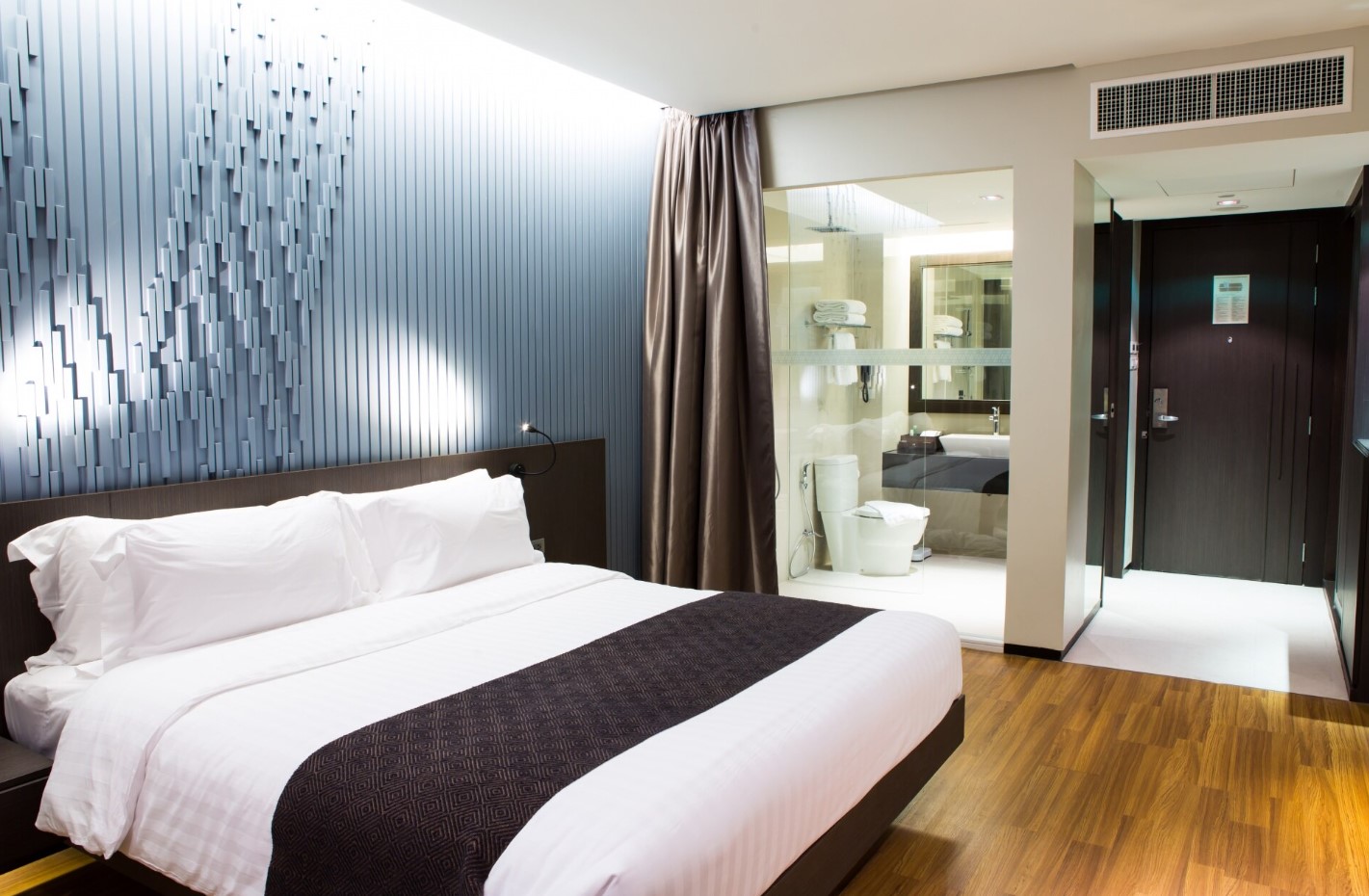 vacation-bedroom